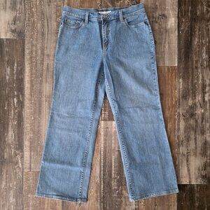 Levi's Women's 512 Perfectly Slimming Boot Cut Jeans 16P Medium
